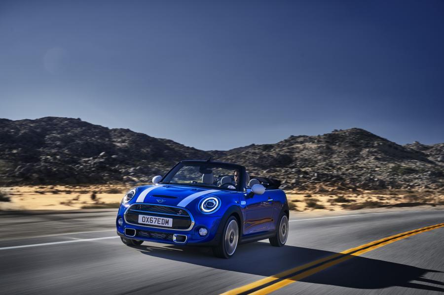  Mini Cooper S Cabrio (F57) 2018 года  (WW) (фото 36 из 222)